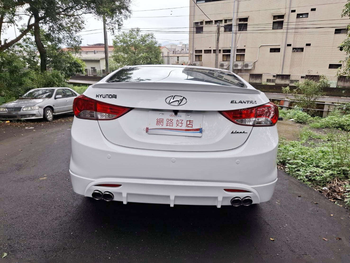 2014年HYUNDAI ELANTRA汽油1.8 漂亮美車~便宜代步~無須待修貸款專辦 強力過件 協助信用瑕疵者辦理貸款 歡迎預約賞車LINEgoo5168洽 0912-423-585 宋小姐  第14張相片
