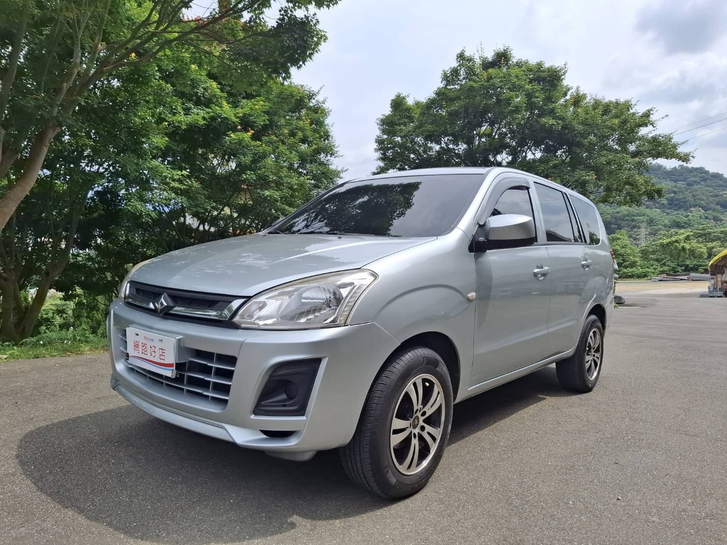 2018年 三菱 ZINGER 原車原版件~空間大 工作休閒皆可 歡迎預約賞車 #LINE goo5168 洽 : 0912-423-585 宋小姐貸款專辦 強力過件 協助信用瑕疵者辦理貸款  第1張相片