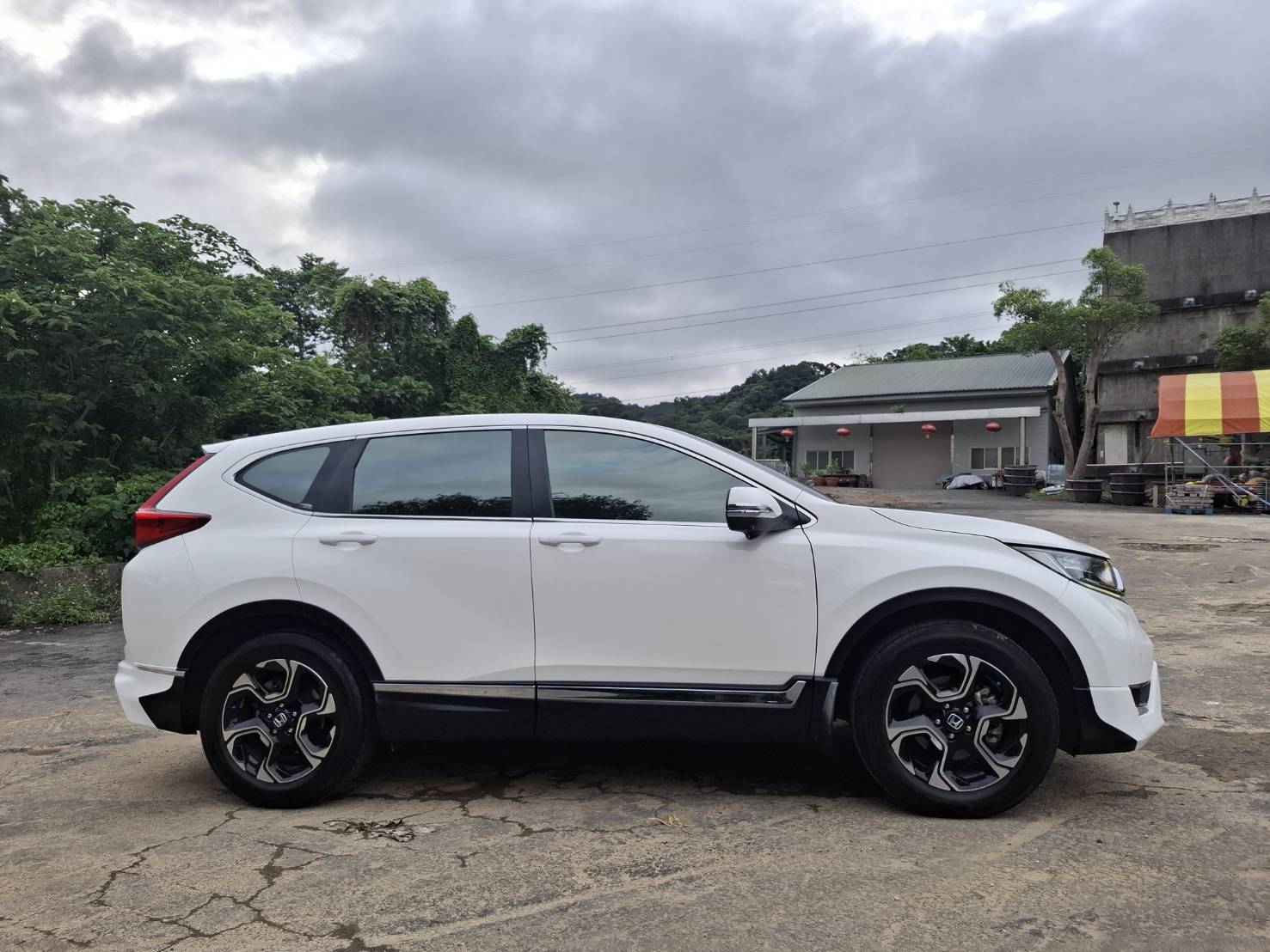 2018年HONDA CR-V S 省油美車 實車~實圖~空間大歡迎預約來店賞車 #LINEgoo5168 洽0912-423-585 宋小姐貸款專辦 強力過件 協助信用瑕疵者辦理貸款  第12張相片