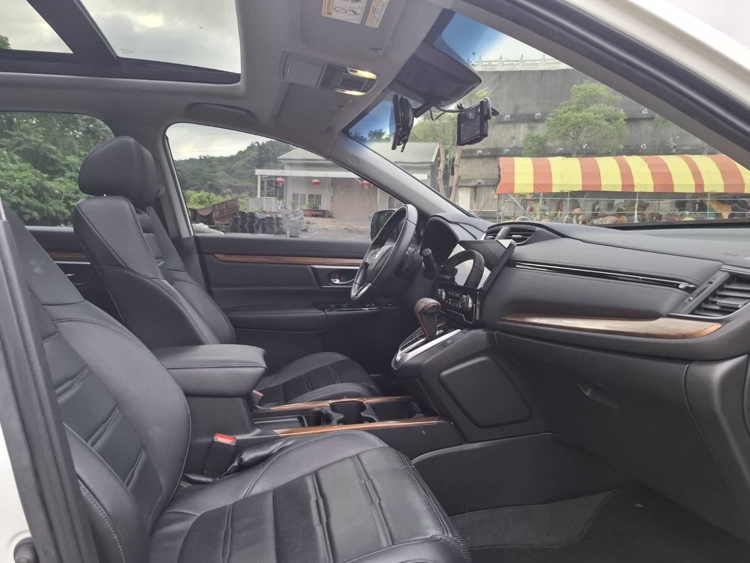 2018年HONDA CR-V S 省油美車 實車~實圖~空間大歡迎預約來店賞車 #LINEgoo5168 洽0912-423-585 宋小姐貸款專辦 強力過件 協助信用瑕疵者辦理貸款  第16張相片