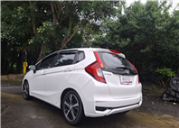 2021年HONDA FIT高效能的油耗表現，讓您在行駛的過程中不僅省荷包，還為環保出一份力實跑里程｜可協助貸款分期 立即私訊 → 搶先賞車  LINE goo5168  洽: 0912423585宋小姐  第14張縮圖