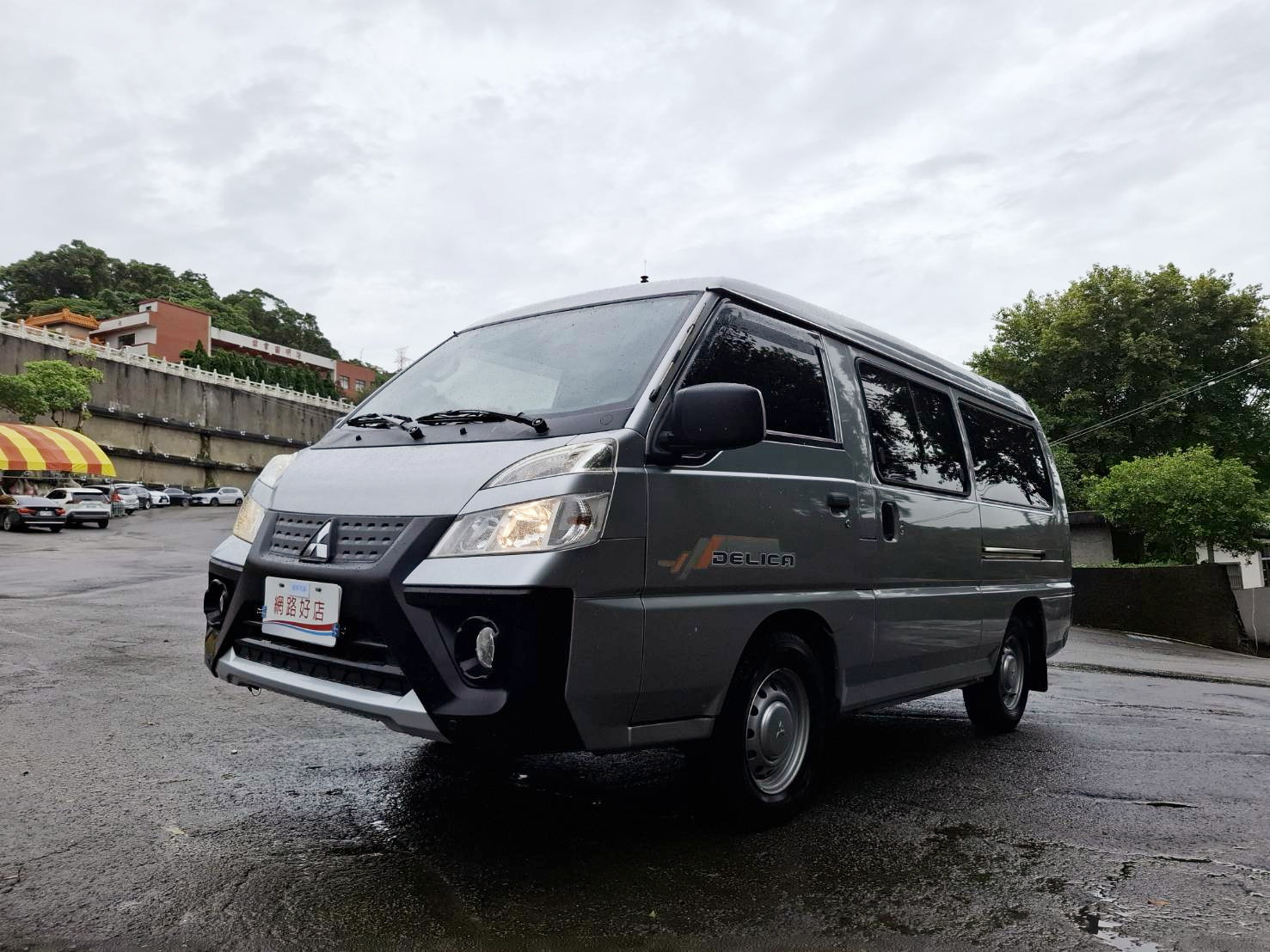 2020年三菱 DELICA 2.4 自排 8人座空間大、載人又載物 立即私訊 搶先賞車 LINE：goo5168 洽詢電話：0912423585 宋小姐 貸款專辦，強力過件！讓你無後顧之憂，輕鬆駕駛  第1張相片