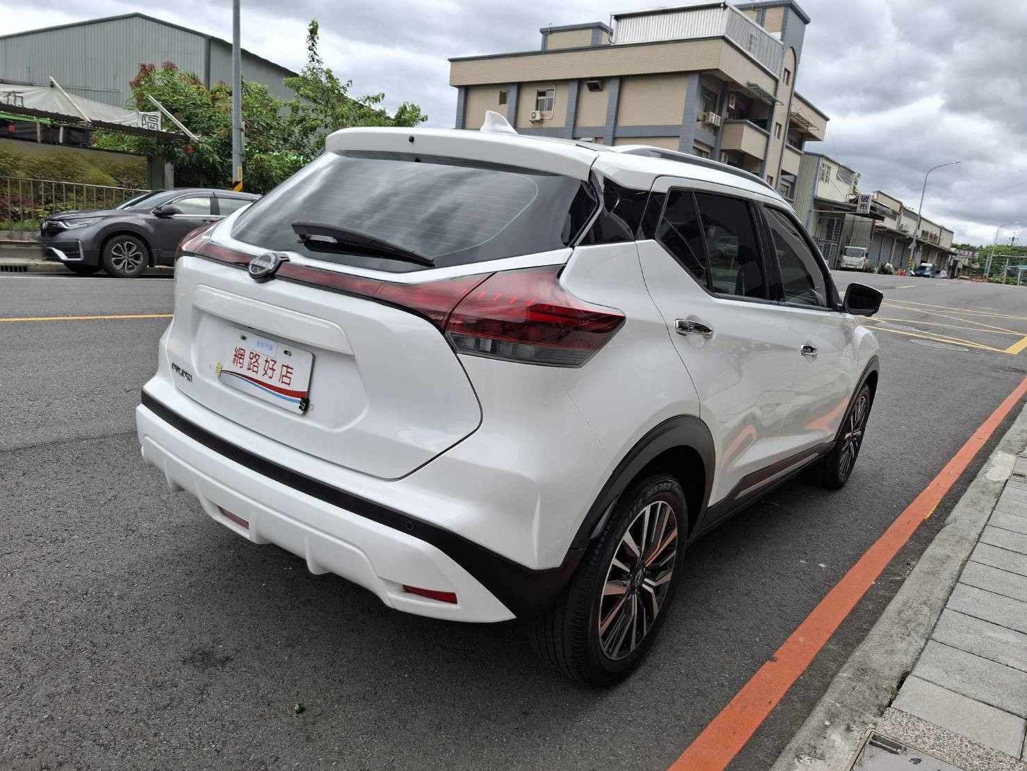 2023年 NISSAN KICKS 旗艦版超帥流線設計LINE：goo5168  洽詢電話：0912423585 宋小姐 貸款專辦，強力過件！  第14張相片