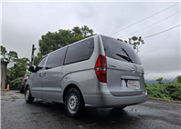 2018 HYUNDAI STAREX 2.5 柴油8人座 銀色・實在・耐用，就是生財工具 不靠外表花俏靠的是空間、耐操與成本效益 LINE：goo5168 洽詢電話：0912423585 宋小姐   第12張縮圖