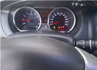 2015 年 NISSAN LIVINA 豪華版一手車 原廠正常保養 車況單純又安心 內裝乾淨漂亮，使用細心LINE：goo5168 洽詢電話：0912423585 宋小姐 貸款專辦，強力過件！  第3張縮圖