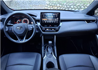 2021年 TOYOTA COROLLA CROSS 1.8黑色外觀，耐看又保值LINE：goo5168 洽詢電話：0912423585 宋小姐貸款專辦~強力過件  第4張縮圖