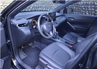 2021年 TOYOTA COROLLA CROSS 1.8黑色外觀，耐看又保值LINE：goo5168 洽詢電話：0912423585 宋小姐貸款專辦~強力過件  第5張縮圖