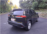 2021年 TOYOTA COROLLA CROSS 1.8黑色外觀，耐看又保值LINE：goo5168 洽詢電話：0912423585 宋小姐貸款專辦~強力過件  第14張縮圖