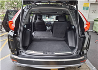 2018 HONDA CR-V ACC 主動跟車・循跡防滑 ABS 全家出門更安心  電尾門＋大空間，推車行李輕鬆放立即私訊  搶先賞車 LINE：goo5168 洽詢電話：0912423585 宋小姐貸款專辦~強力過  第9張縮圖