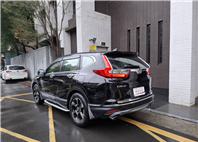 2018 HONDA CR-V ACC 主動跟車・循跡防滑 ABS 全家出門更安心  電尾門＋大空間，推車行李輕鬆放立即私訊  搶先賞車 LINE：goo5168 洽詢電話：0912423585 宋小姐貸款專辦~強力過  第13張縮圖