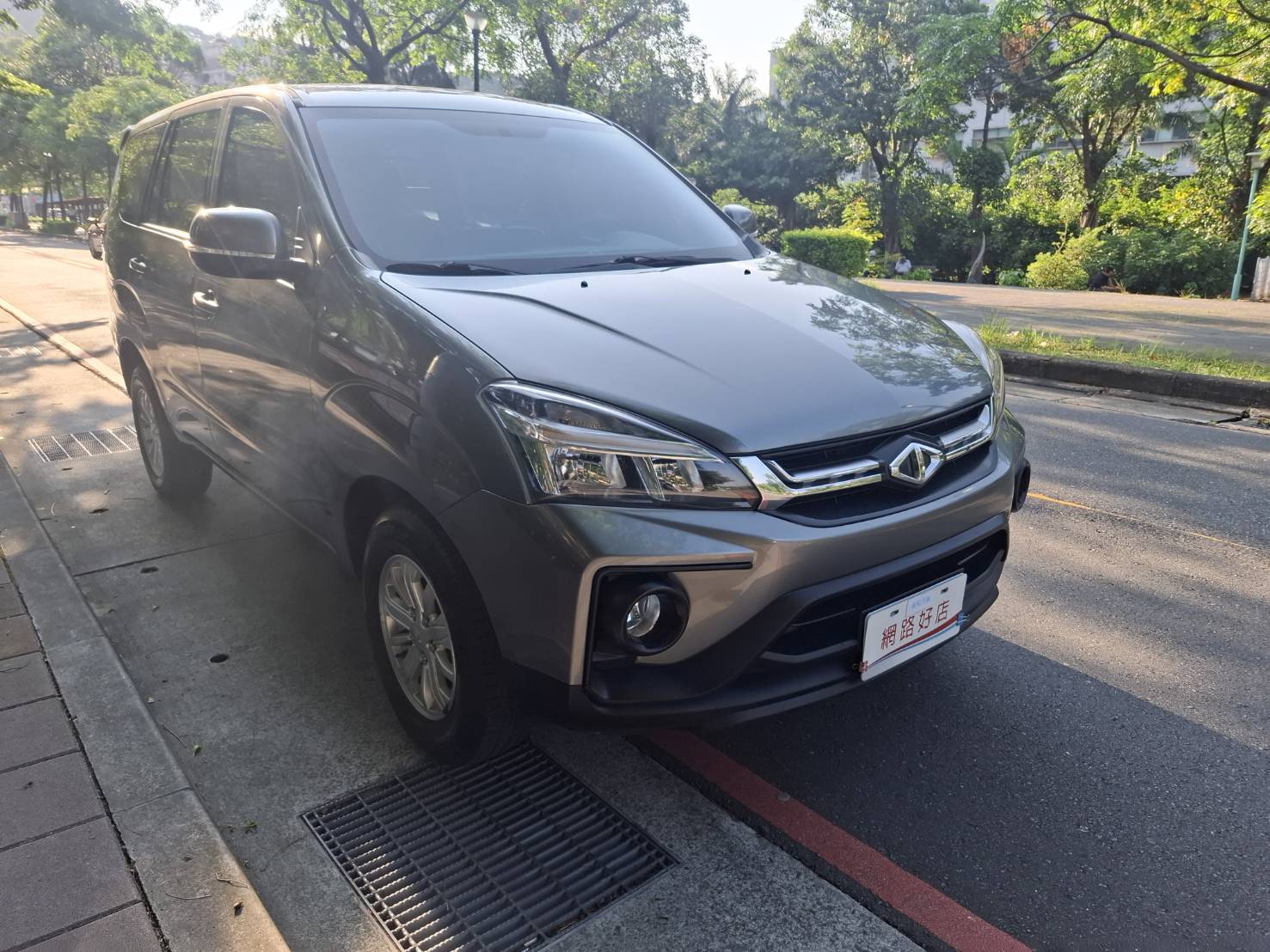 2023年 MITSUBISHI ZINGER 僅跑 3萬5千公里 車況優 超大空間 家庭工作都適合 保值耐用 代步 商用兩相宜 預約賞車LINE：goo5168 洽詢電話：0912423585 宋小姐 貸款專辦強力過件    第2張相片