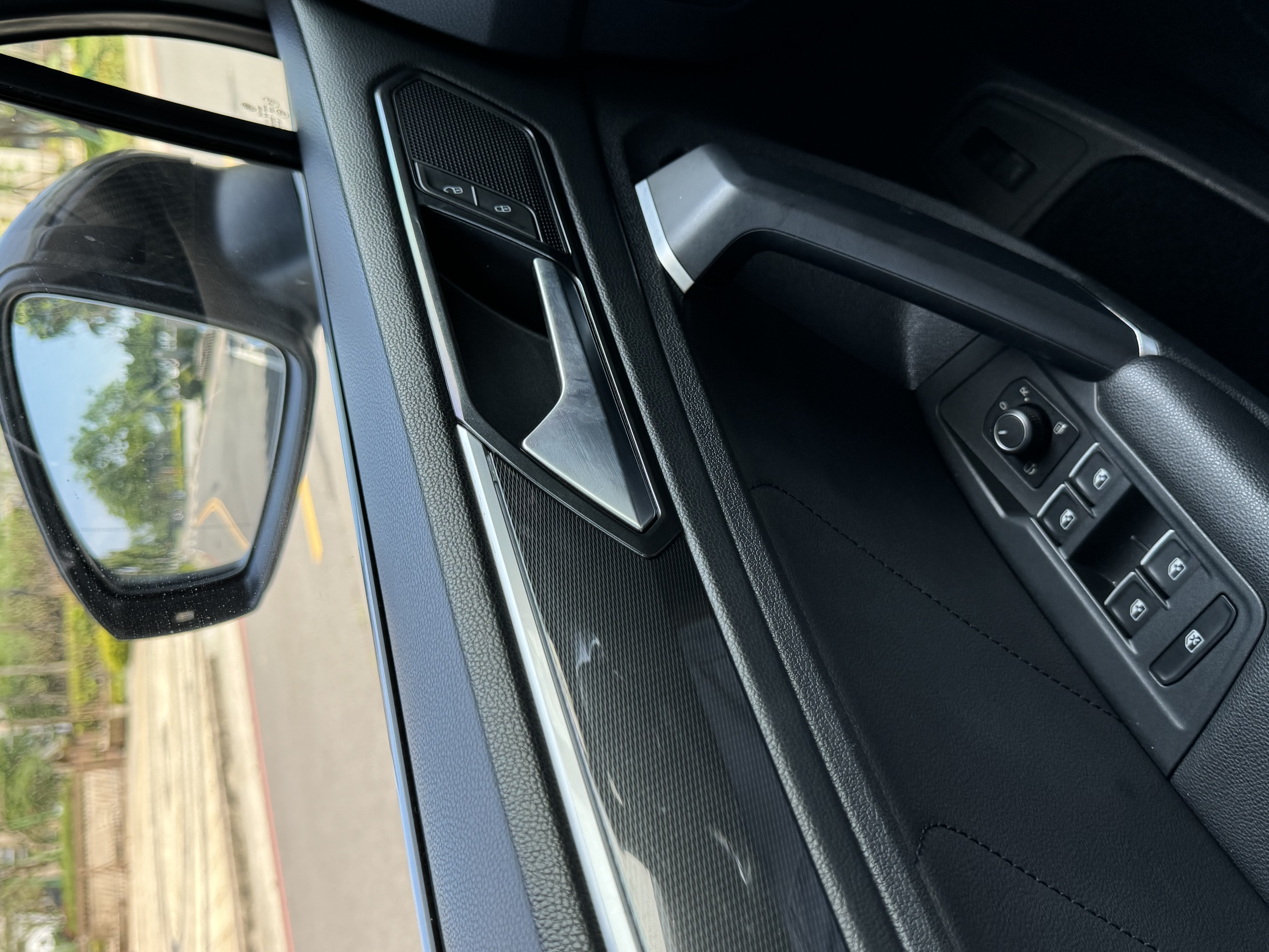 2018年 Tiguan Allspace 2.0四傳 330Tsi high line  第5張相片