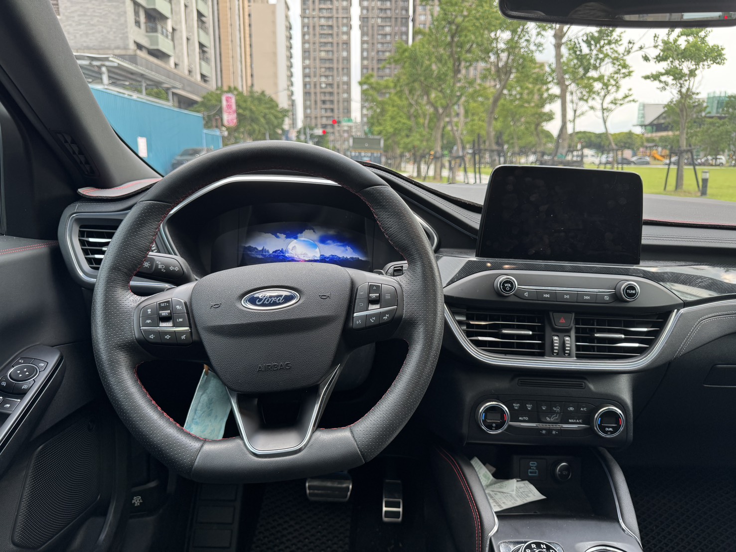 FB搜尋:小陳嚴選中古車  Ford Kuga 2021款  手機0987851688  第6張相片