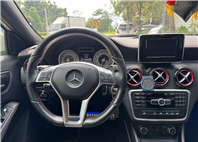 FB搜尋:小陳嚴選中古車  BENZ 2014款 A250 PLUS 手機0987851688  第5張縮圖