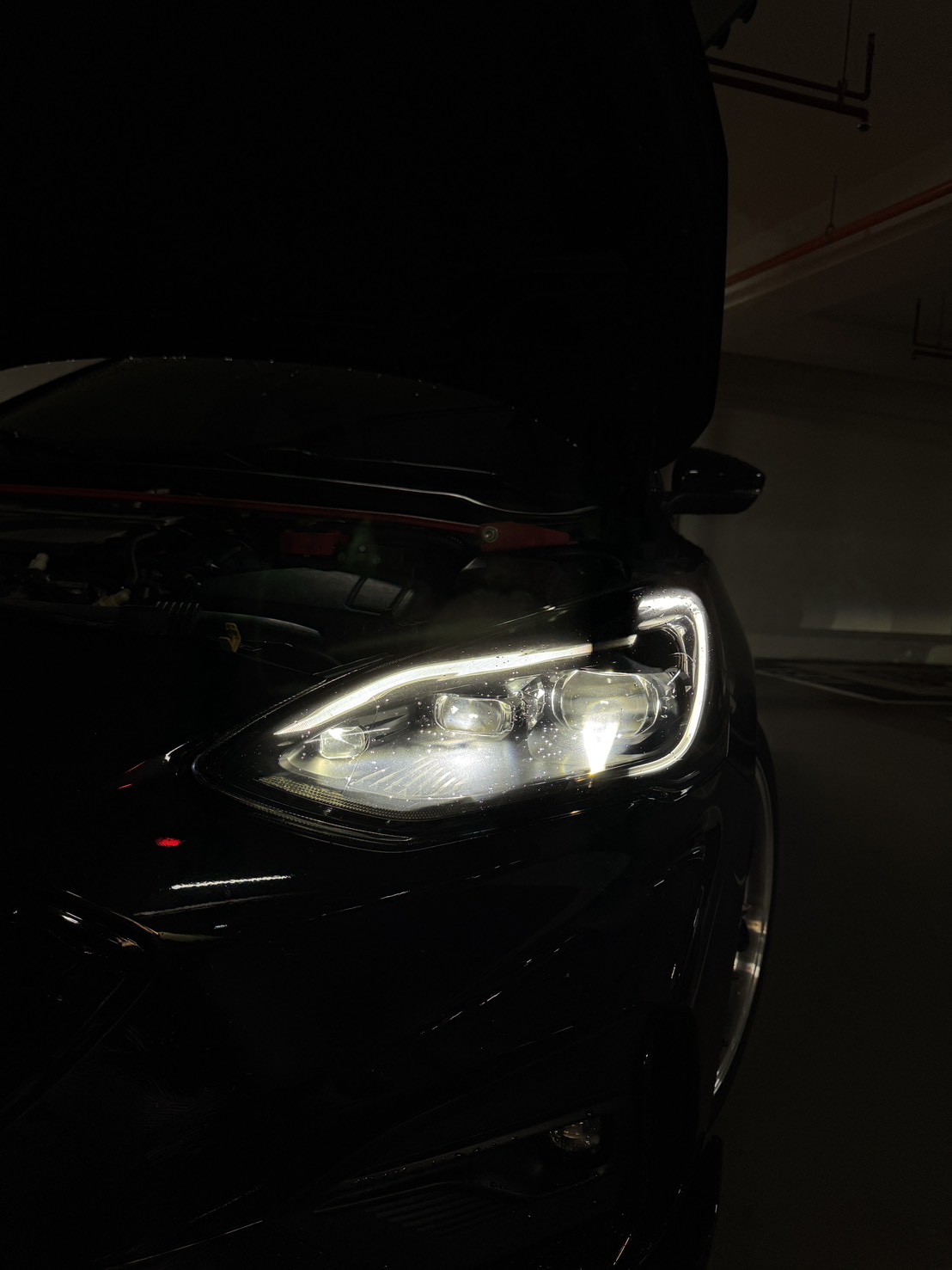 FB搜尋:小陳嚴選中古車  Ford Focus 5D 2023款 ST-Line X 手機0987851688  第2張相片