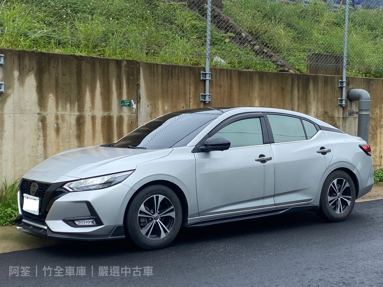 _竹全車庫｜嚴選中古車 － 這台仙草要賣｜尊爵智駕版｜汽油 － ✔️全車原鈑✔️實車實跑✔️貸款諮詢 － 配備： ✔️免鑰匙啟動✔️ACC 前後雷達 ✔️Carplay✔️盲點✔️恆溫 ✔️車道維持✔️摸門解鎖✔️倒車顯示 ✔️後座出風口✔  第1張相片