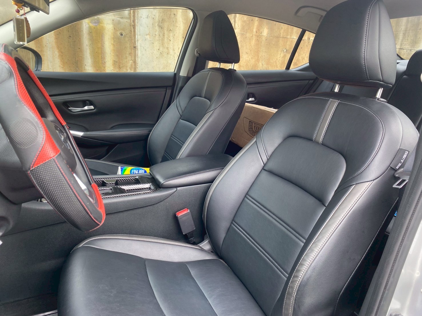 _竹全車庫｜嚴選中古車 － 這台仙草要賣｜尊爵智駕版｜汽油 － ✔️全車原鈑✔️實車實跑✔️貸款諮詢 － 配備： ✔️免鑰匙啟動✔️ACC 前後雷達 ✔️Carplay✔️盲點✔️恆溫 ✔️車道維持✔️摸門解鎖✔️倒車顯示 ✔️後座出風口✔  第4張相片
