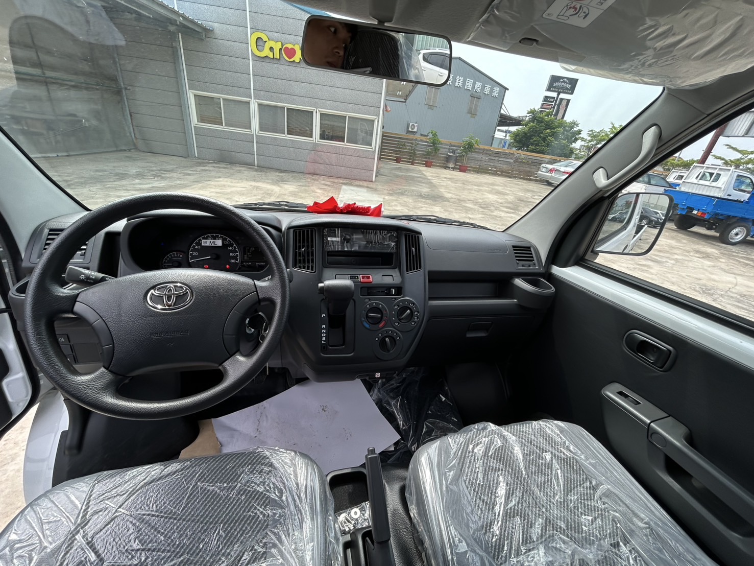 Toyota Town Ace 2024款 1.5汽油 木床自排 白色 就是全新車 新車保固中 里程6公里  第6張相片