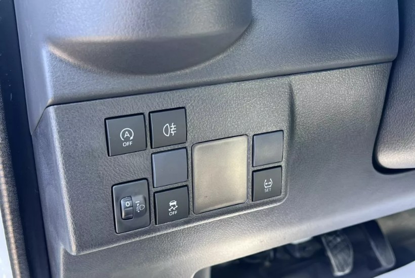 Toyota Town Ace 2024款 1.5汽油 木床自排 白色 就是全新車 新車保固中 里程6公里  第8張相片