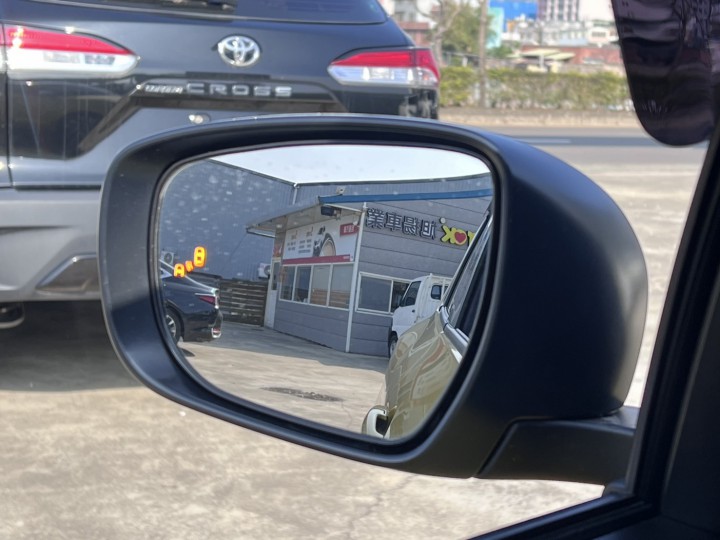 2022年 Swift 1.2 油電 省油好開好方便 全車原版件 原廠保養資料  第12張相片