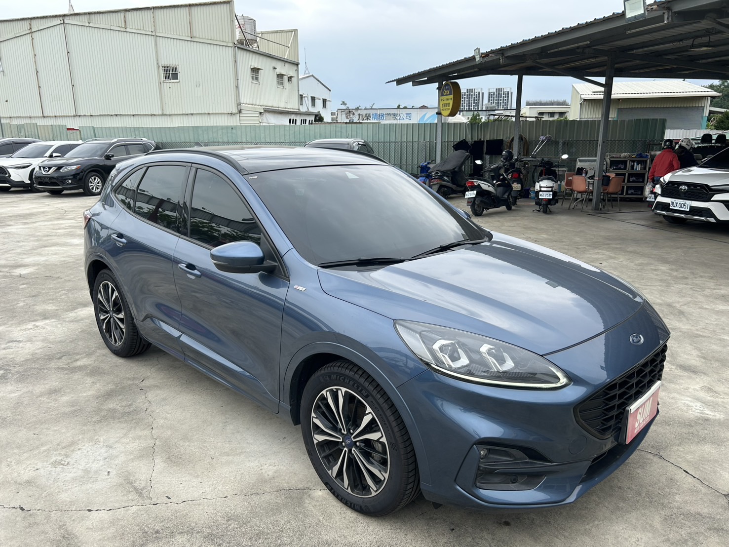 Ford Kuga 2020款 EcoBoost 250 AWD 頂規旗艦型 藍色 原版件 原廠保養紀錄  第1張相片