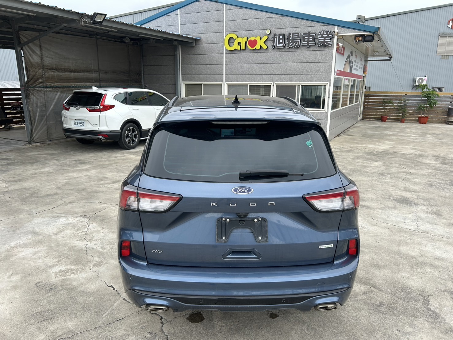 Ford Kuga 2020款 EcoBoost 250 AWD 頂規旗艦型 藍色 原版件 原廠保養紀錄  第6張相片