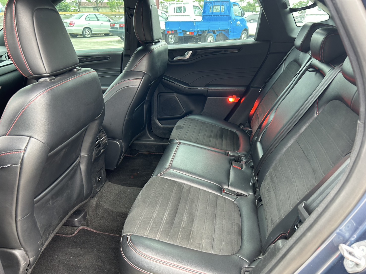 Ford Kuga 2020款 EcoBoost 250 AWD 頂規旗艦型 藍色 原版件 原廠保養紀錄  第9張相片