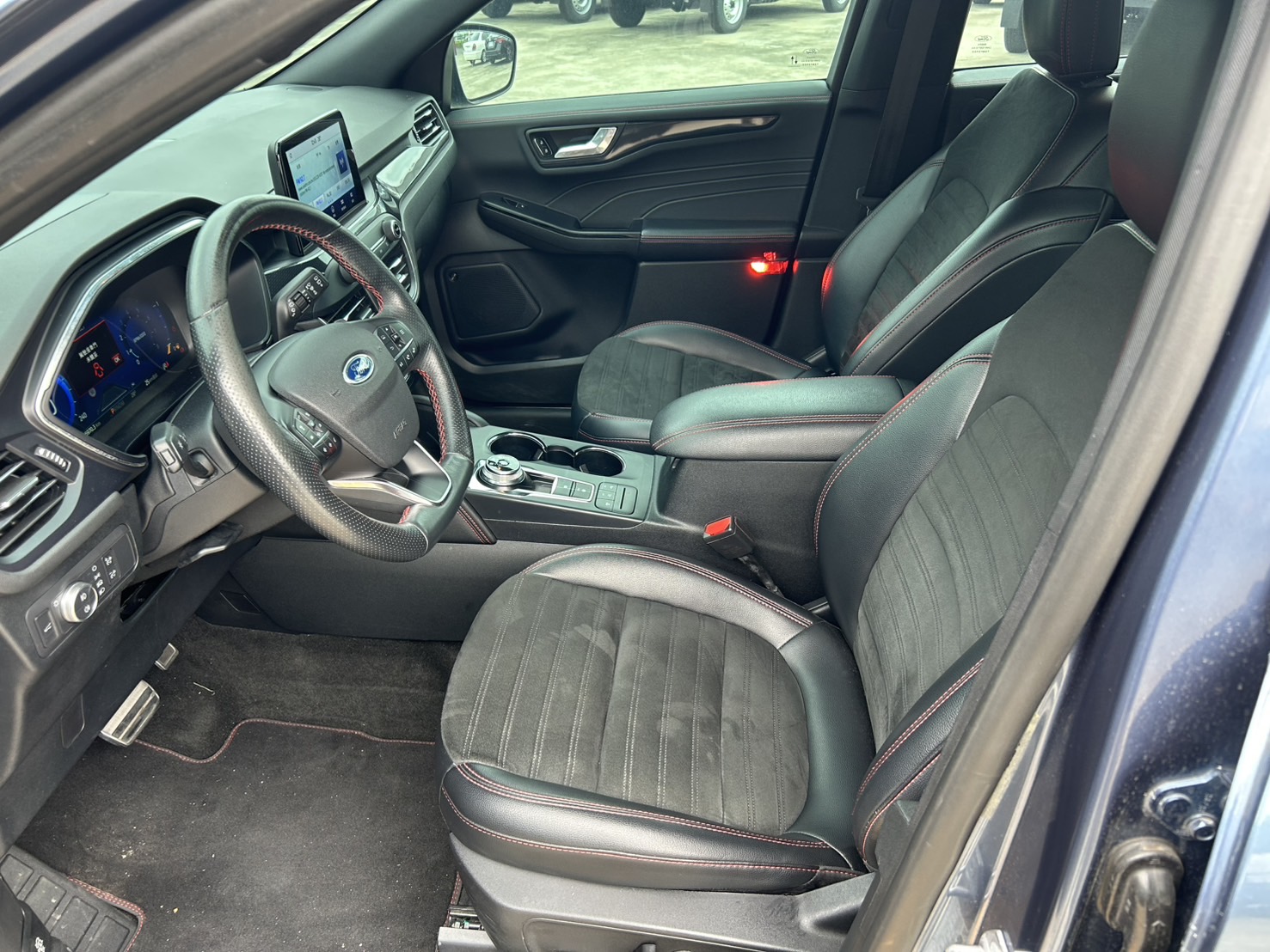 Ford Kuga 2020款 EcoBoost 250 AWD 頂規旗艦型 藍色 原版件 原廠保養紀錄  第10張相片