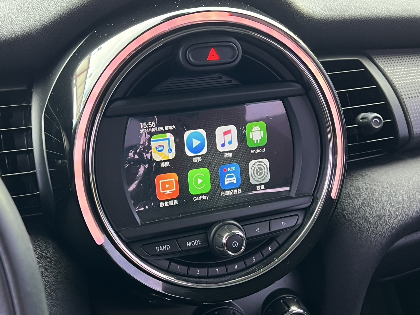 2018年Mini Hatch 5D Cooper F55型第三代小改款 全車原版件 喜歡英倫風朋友們的不要錯過  第9張相片