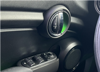 2018年Mini Hatch 5D Cooper F55型第三代小改款 全車原版件 喜歡英倫風朋友們的不要錯過  第11張縮圖