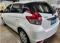 2017年 YARIS 經典+ 白色 四條輪胎剛換新/大保養完使用不到1千公里 安卓大螢幕  第3張縮圖