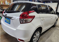 2017年 YARIS 經典+ 白色 四條輪胎剛換新/大保養完使用不到1千公里 安卓大螢幕  第4張縮圖