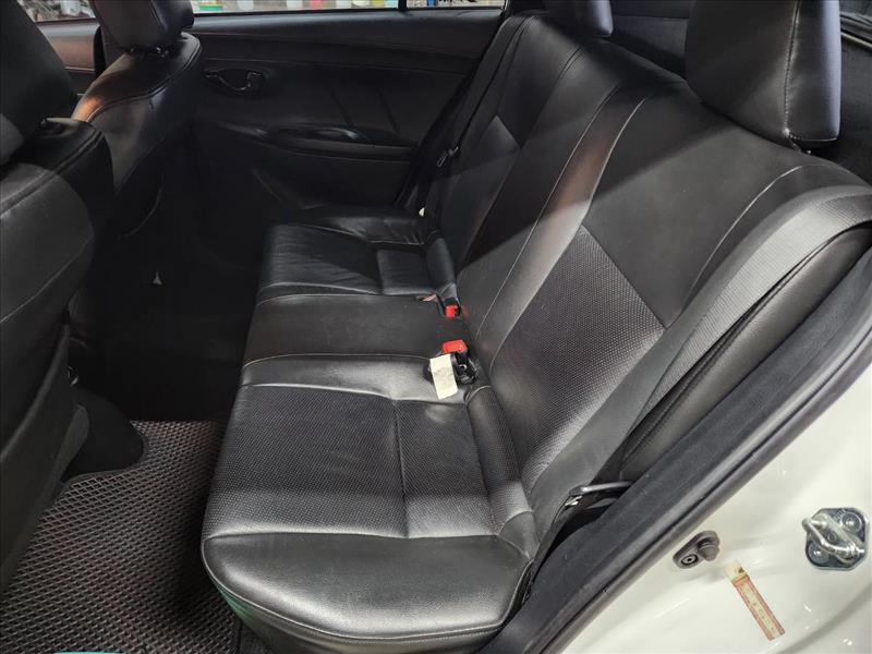 2017年 YARIS 經典+ 白色 四條輪胎剛換新/大保養完使用不到1千公里 安卓大螢幕  第7張相片
