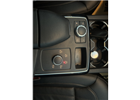 2016年 M-Benz GLE250D 4MATIC 總代理  德系工藝豪華休旅 高貴不貴  第13張縮圖