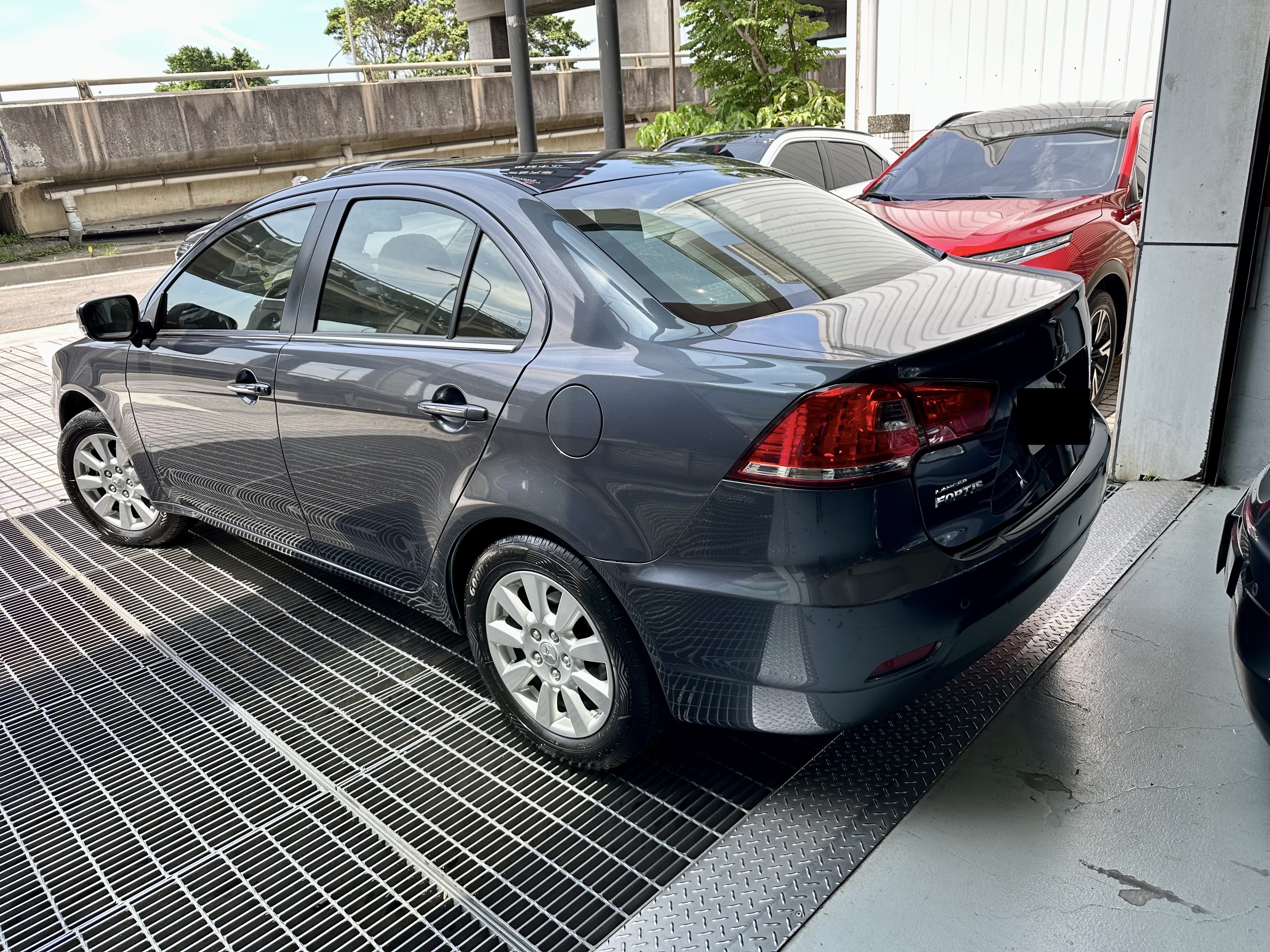 2011 Mitsubishi Lancer Fortis 1.8, 里程 77,627 km   第6張相片