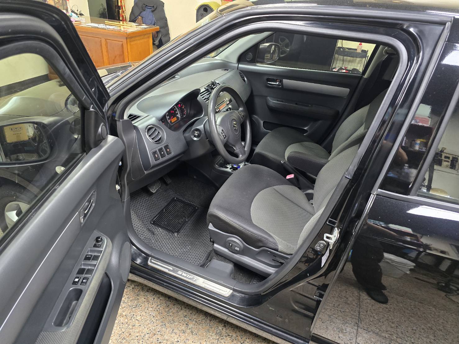 2007 swift  第5張相片