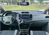 ✅【2013 Toyota Sienna｜黑色｜原鈑件｜影音天窗七人座家庭首選】🚘 空間大 × 雙電動滑門 × 後座影音配備應有盡有 售價只要 54.8 萬 里程僅 10.5 萬｜  🔧 基本資訊 年份：2013 車型：Toyota S  第5張縮圖