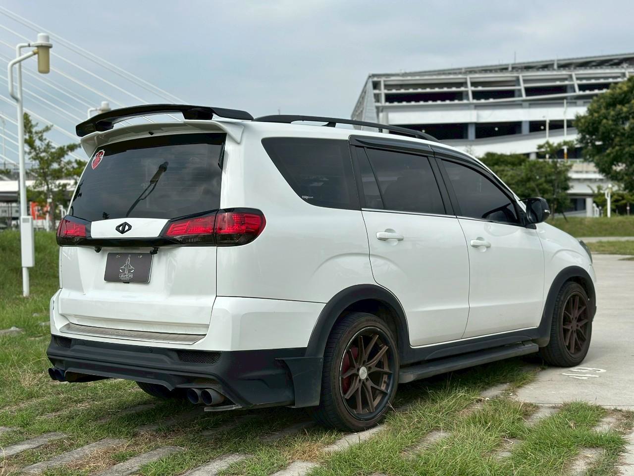 ✅【2021 Zinger 2.4 旗艦型｜大空間五人座改裝神車】 稀有改裝＋主流白色車身 市場行情落在 4X 萬 現況高 CP 值釋出只要 25.8 萬（不議價）｜認訂金優先  🚗 車輛資訊 年份：2021 車型：Zinger 2.4   第3張相片