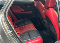 🚘 2016 Jaguar F-PACE S First Edition AWD｜(認證車) 灰色｜紅黑內裝｜全球限量 2000 台 🔧 基本資訊 里程：10.3 萬公里 售價：108 萬元 認證車｜保證無重大事故、泡水紀錄 五年期貸款  第2張縮圖