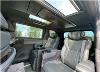 🚘 2023 Lexus LM500h 六人座｜黑色  🔧 基本資訊 里程：10,000 公里 售價：398 萬元 五年期貸款試算：每月約 $75,108 元 （年利率 5%｜等額本息）  ⚙ 動力重點 2.4L 渦輪油電複合動力系統｜  第4張縮圖