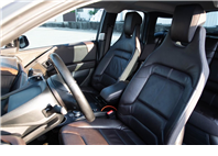 🚘 2017 BMW i3｜純電駕馭 × 智慧科技｜銀色｜認證車 🔧 基本資訊 里程：6.8 萬公里 售價：89.8 萬元 認證車｜已通過專業檢測｜保證無重大事故、泡水紀錄 五年期貸款試算：每月約 $16,946 元（年利率 5% 等額  第2張縮圖