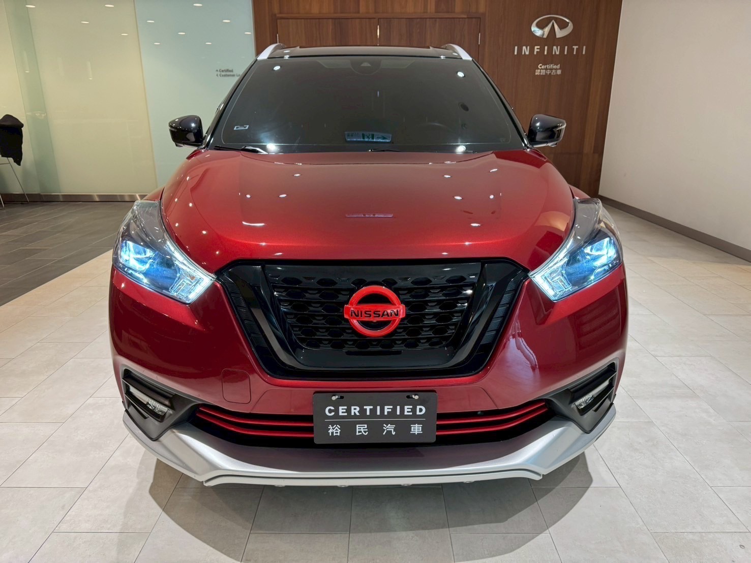 2020 Nissan Kicks 智行旗艦版雙色原鈑件 0912311554呂小姐  第3張相片