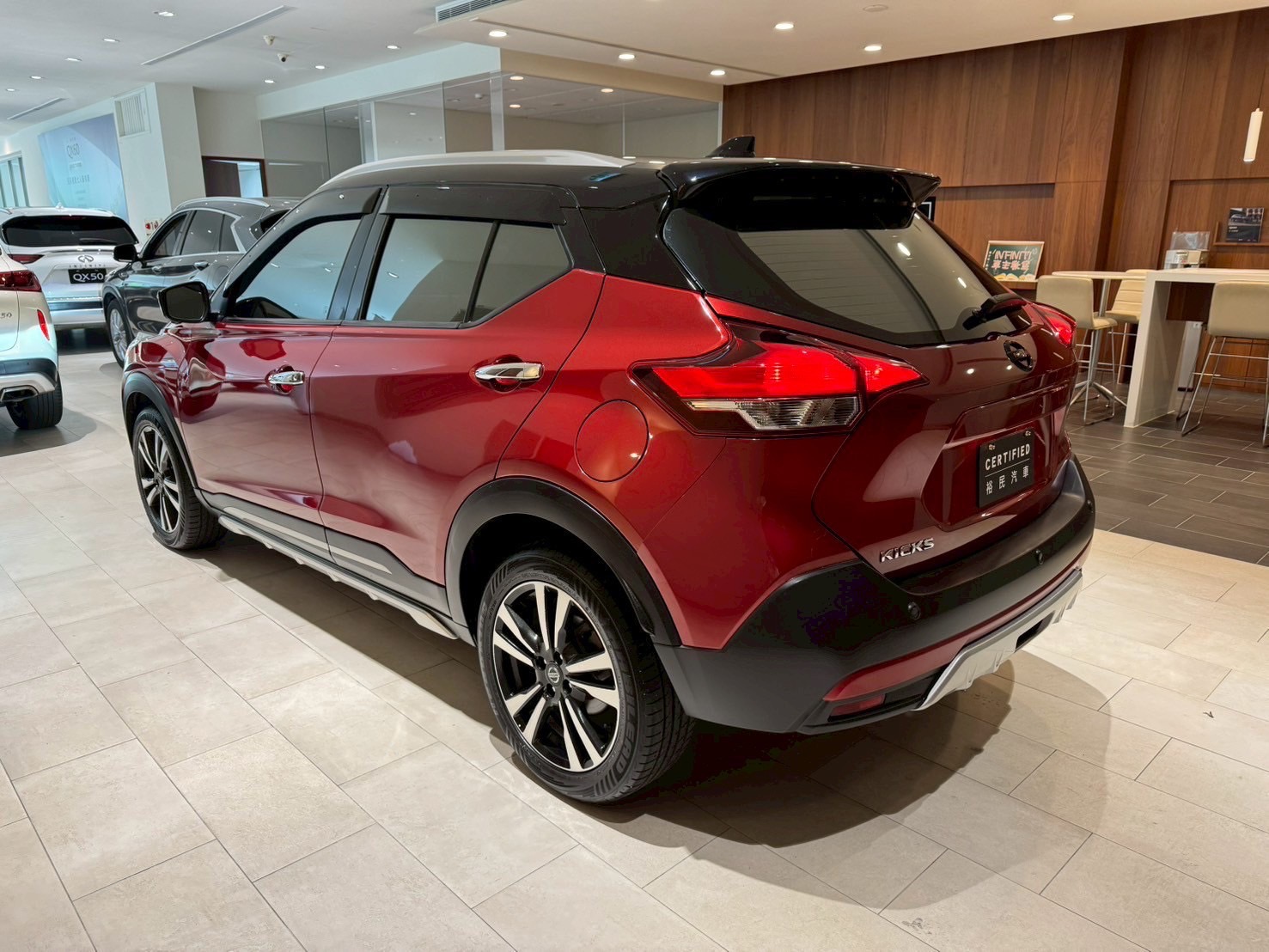 2020 Nissan Kicks 智行旗艦版雙色原鈑件 0912311554呂小姐  第8張相片