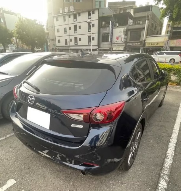 2017 Mazda 3  第1張相片
