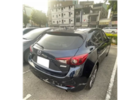 2017 Mazda 3  第1張縮圖