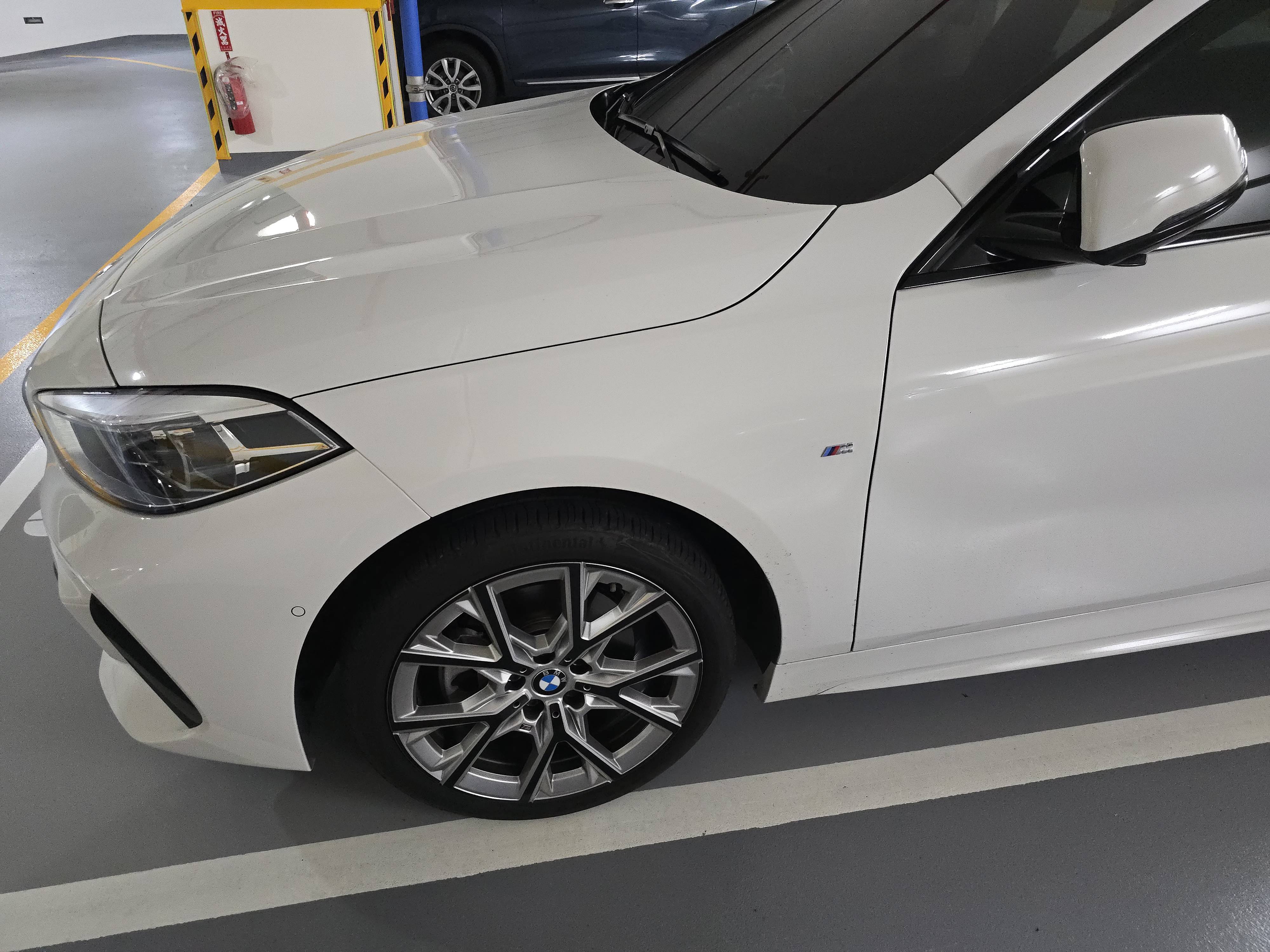 BMW寶馬 118i Edition ColorVision  第3張相片