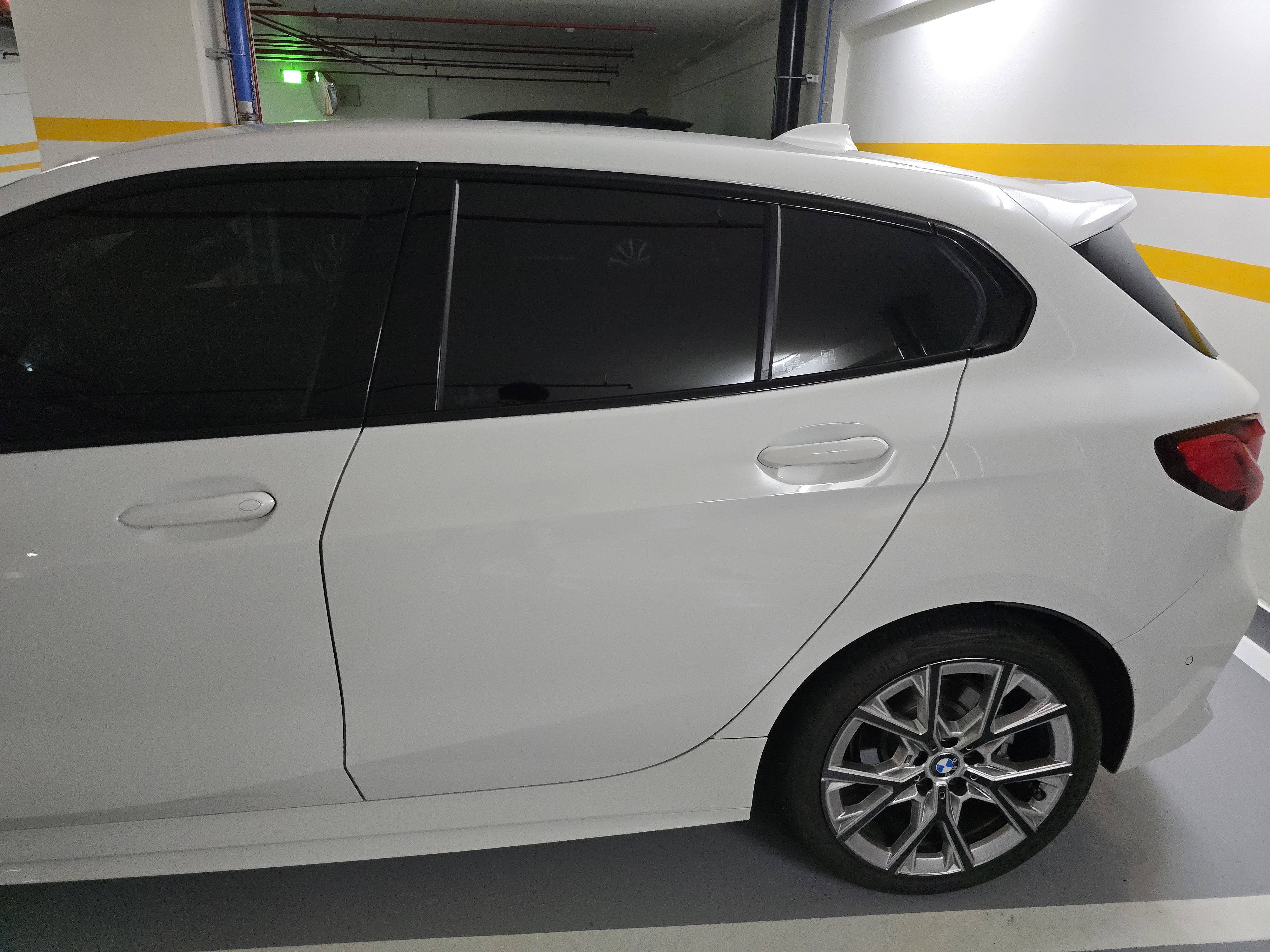 BMW寶馬 118i Edition ColorVision  第4張相片