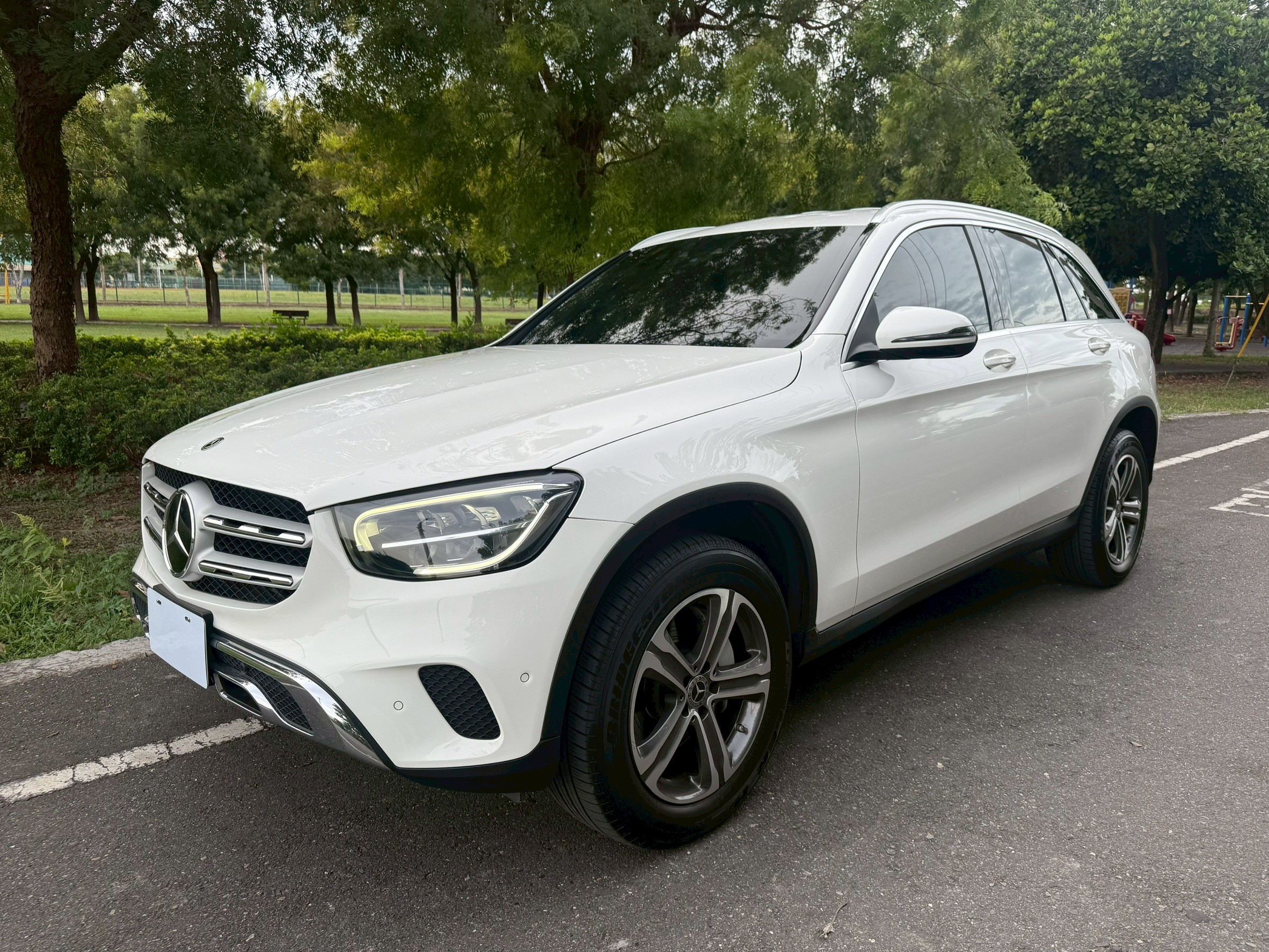 2019 M-BENZ GLC200 SUV 電洽0909-286-688 可LINE  第1張相片