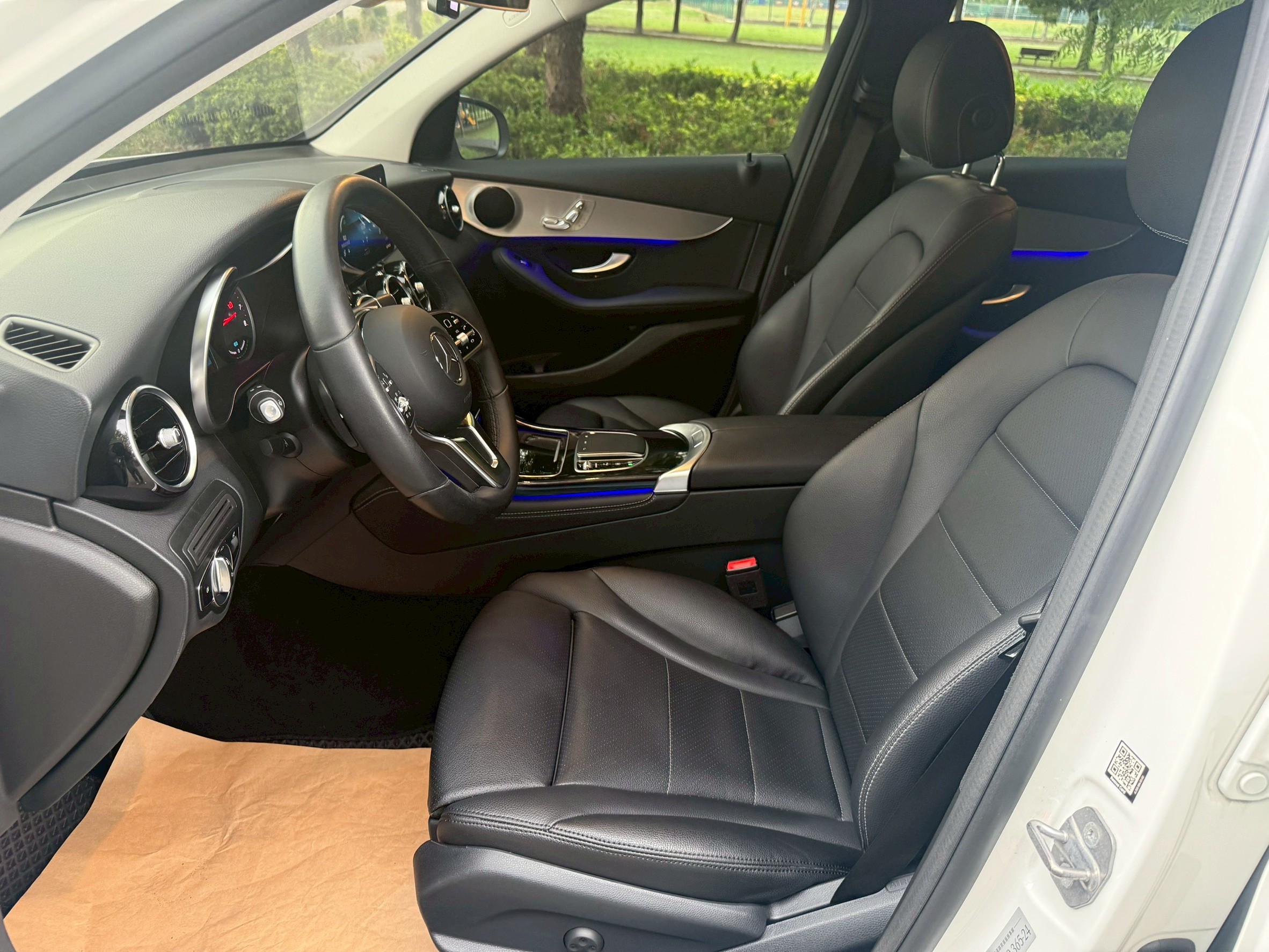 2019 M-BENZ GLC200 SUV 電洽0909-286-688 可LINE  第4張相片