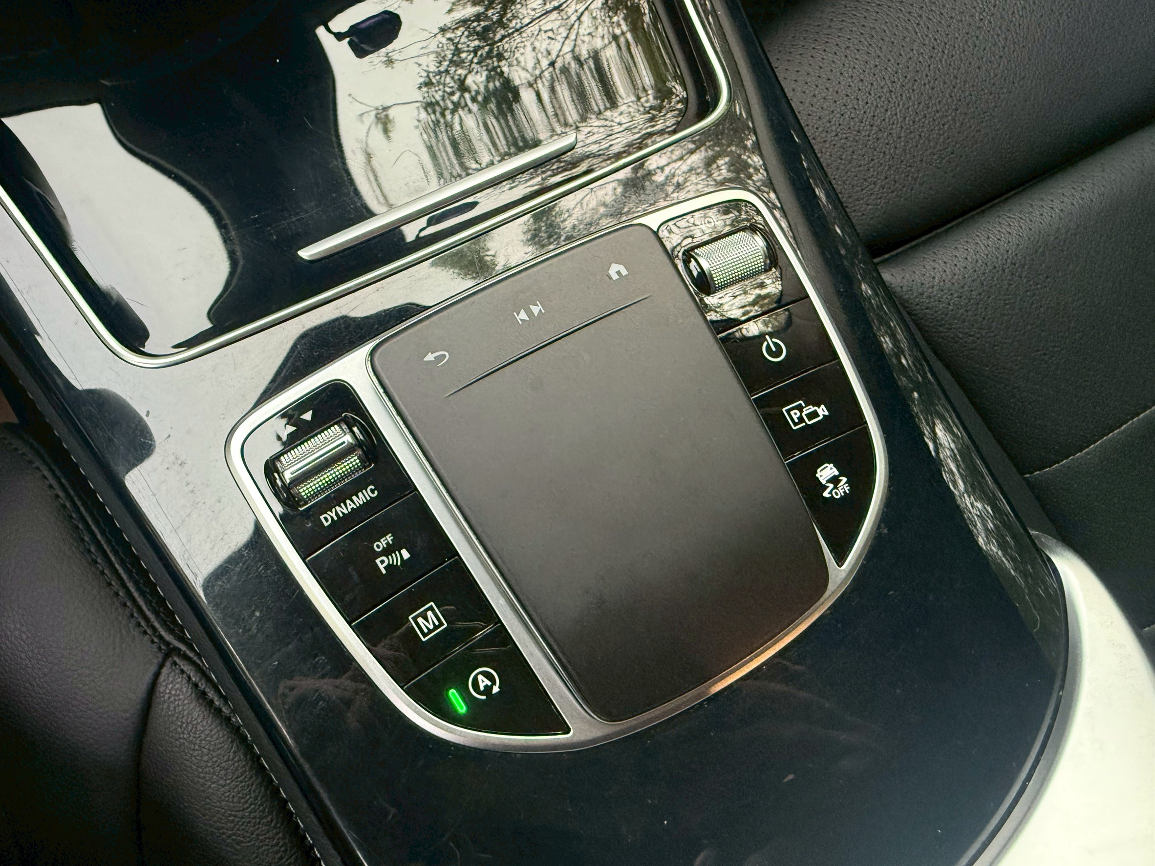 2019 M-BENZ GLC200 SUV 電洽0909-286-688 可LINE  第8張相片